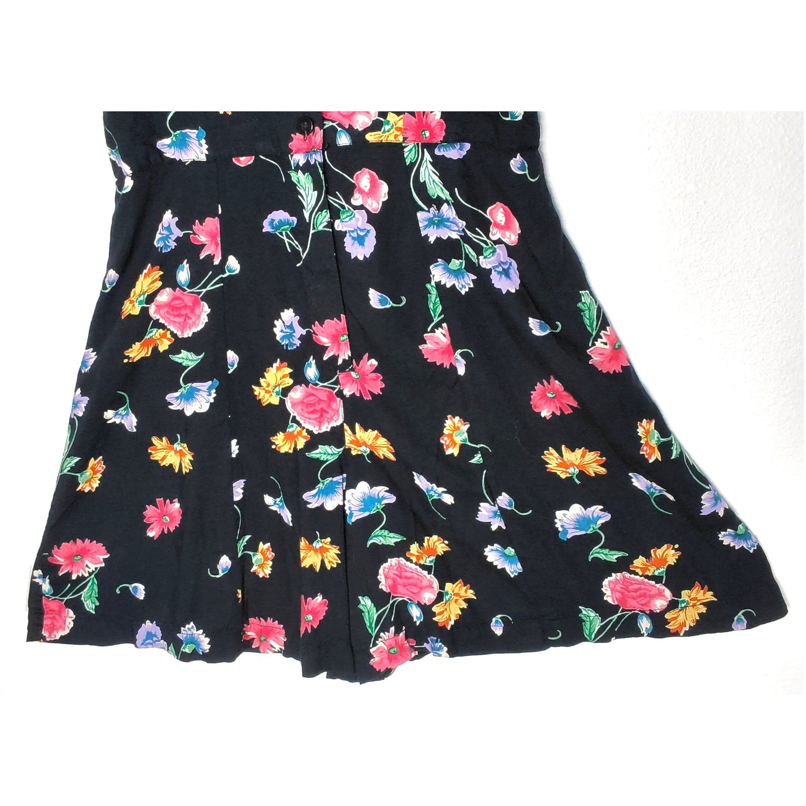 Access Vintage Floral Romper Shorts Women Small Black Short Sleeve Button Front