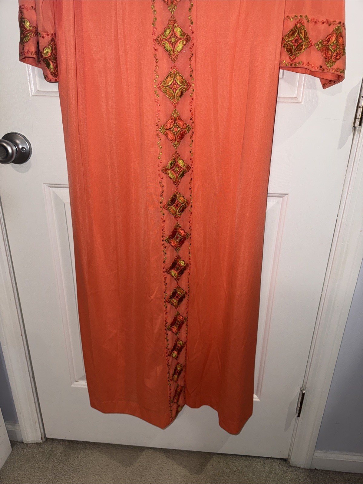 Vintage 70’s Gossard Artemis Size Large Robe Orange Embroidered Rare Find!