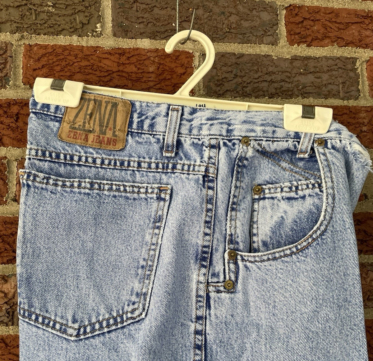 Vintage Zena 90s Y2K High Waist Denim Distressed Tapered Blue Mom Jeans 26 Waist