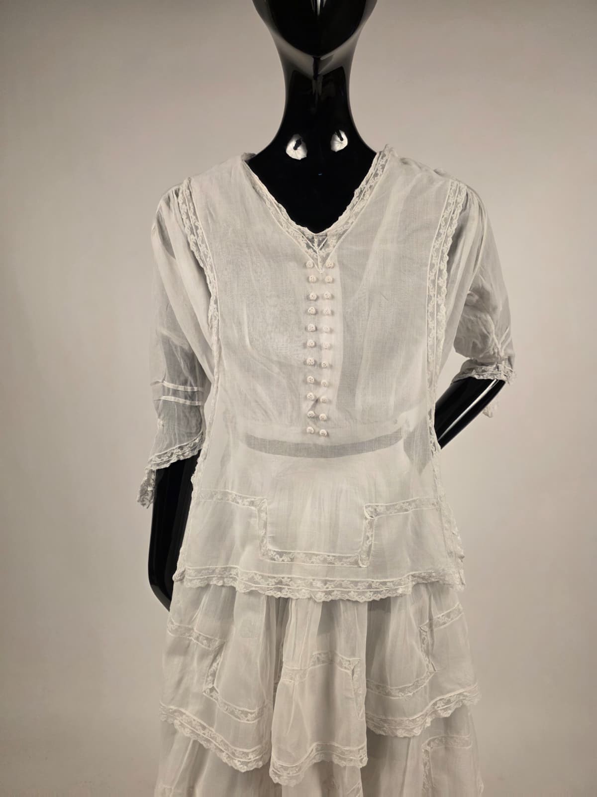 2 PC EDWARDIAN WHITE COTTON ORGANDY DRESS W LACE INSERTION + FLOUNCED SKIRT