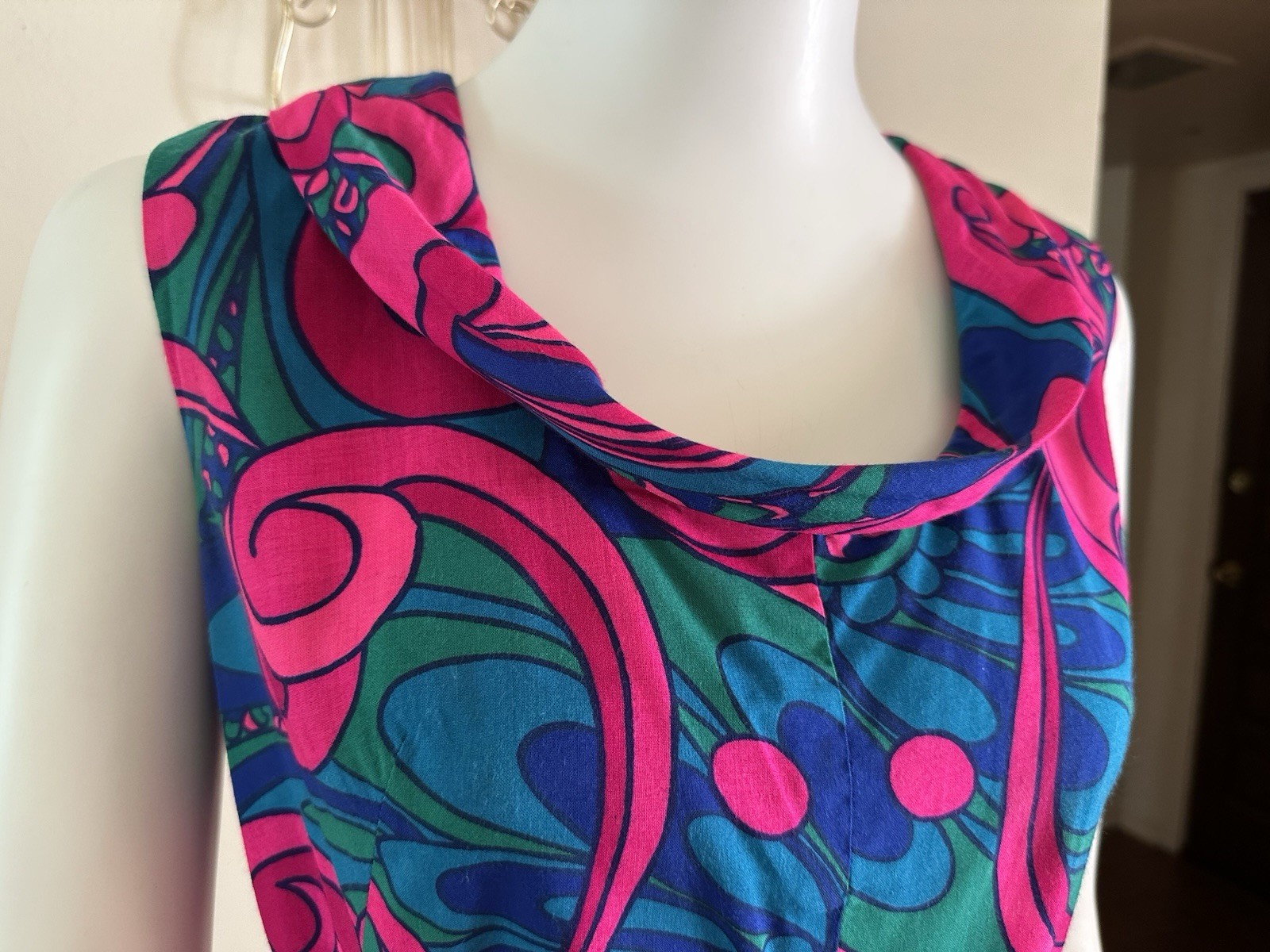 1960s Fumis Waikiki Hawaiian Palazzo Jumpsuit Psychedelic Floral Hostess Mod VTG