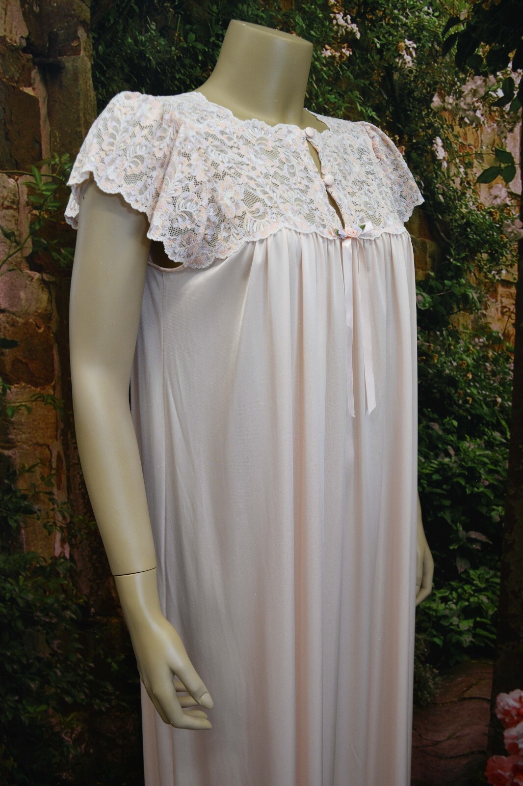SHADOWLINE Pink Negligee Night Gown, Lace, Satin Ribbon, Feminine, NOS, Vintage