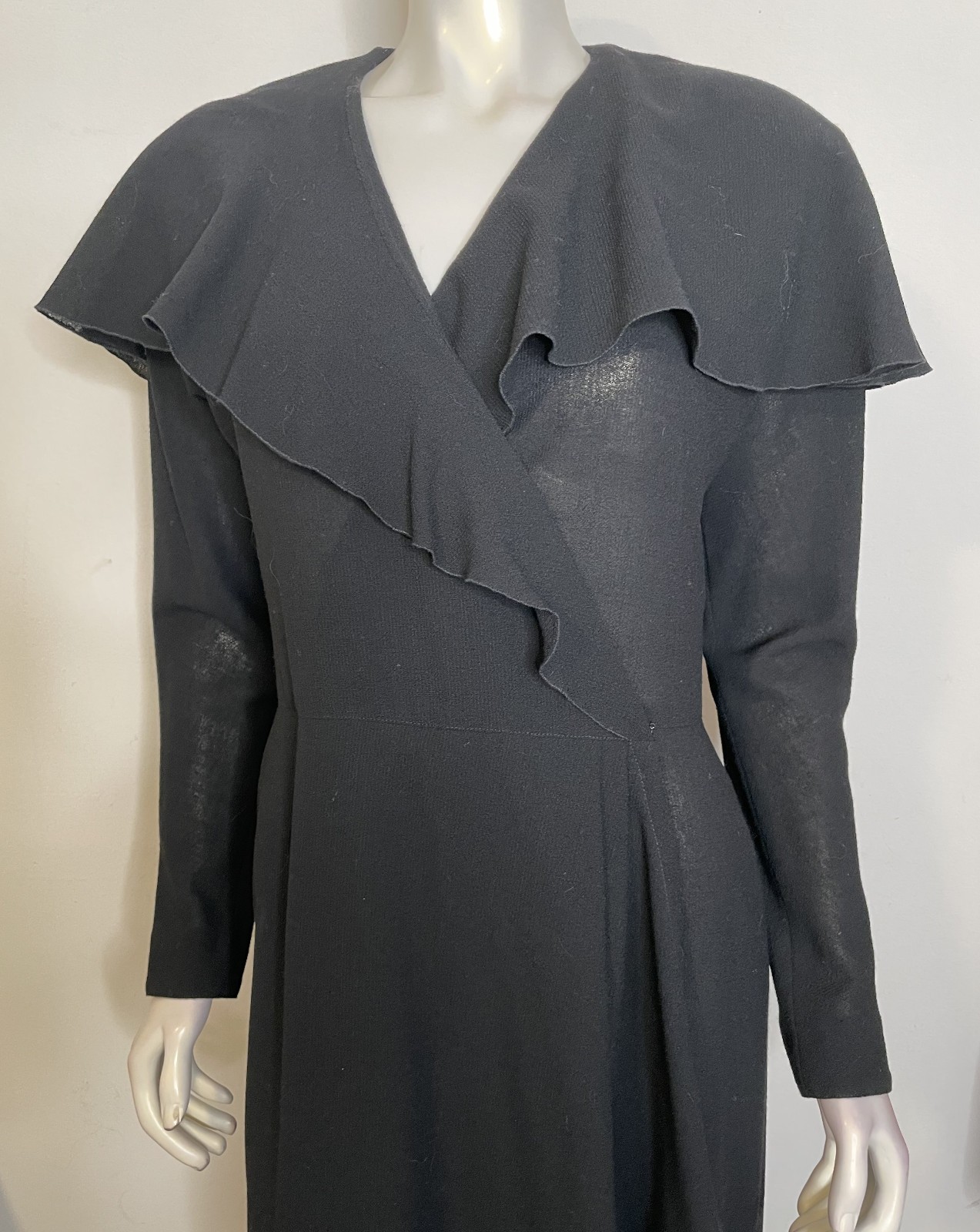 Jean Muir Dress Womens 8 10 Black Wool Crepe Ruffle Cape Collar Coat Dress VTG