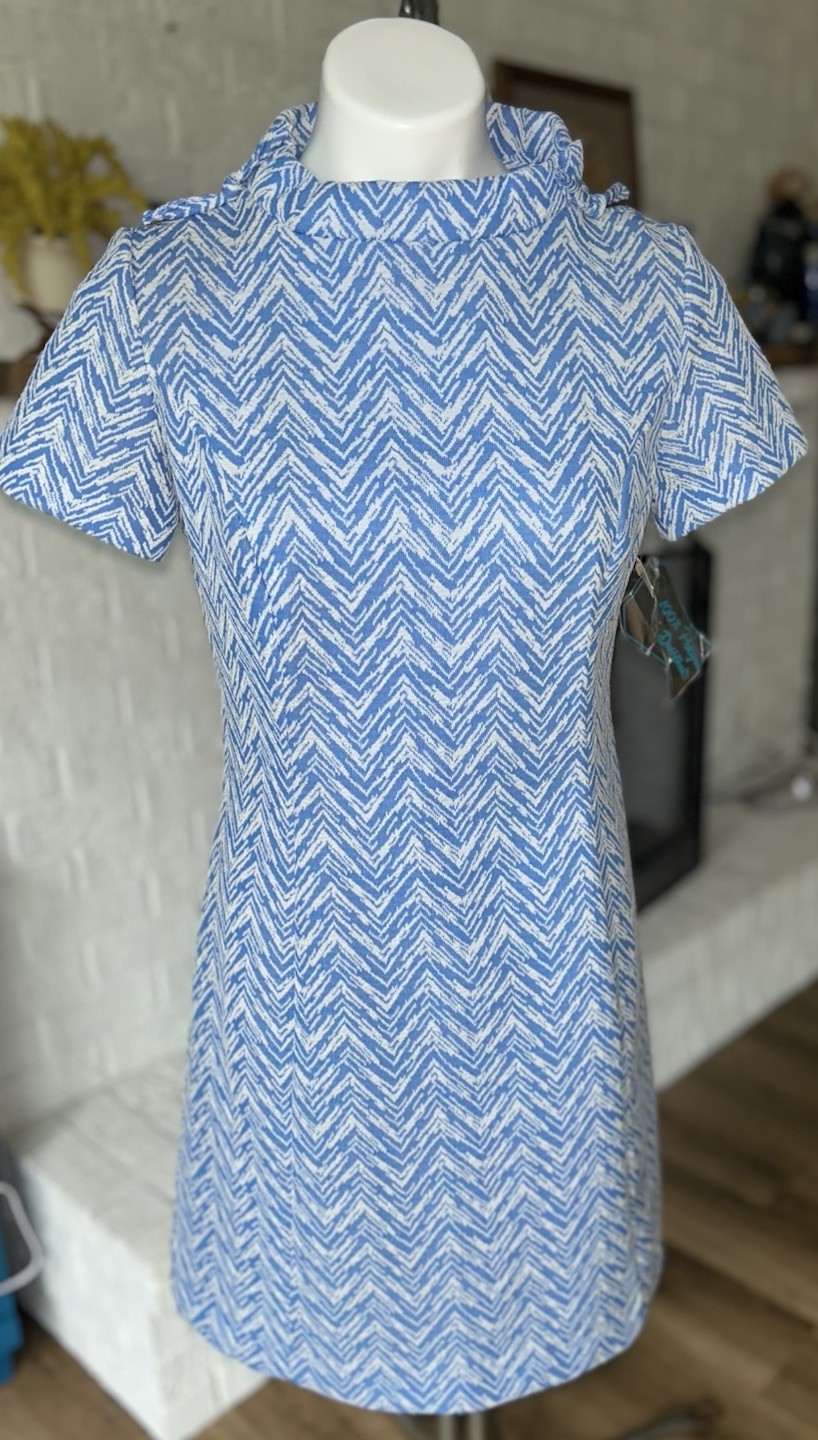 Vintage Double Knit Polyester Dress NOS Blue White Chevron Mod 60S Shift A-line