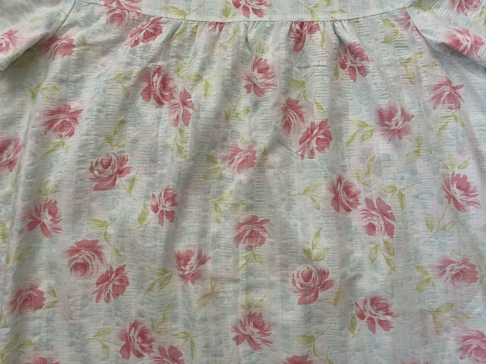 New Vintage Carriage Court Women’s Sz L Nightgown Robe Lace Cotton Blend
