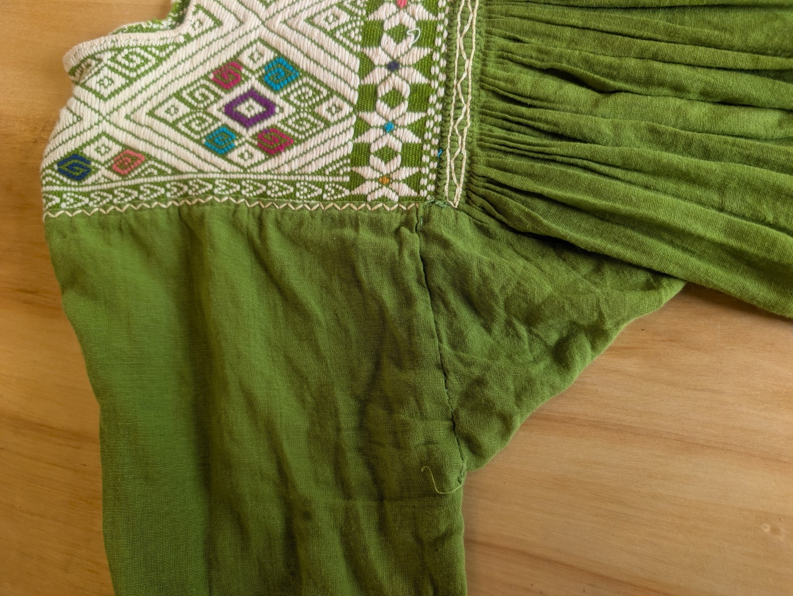 Vtg 70s Mexican Embroidered Cotton Gauze Tunic Blouse Boho Peasant Green Huipil