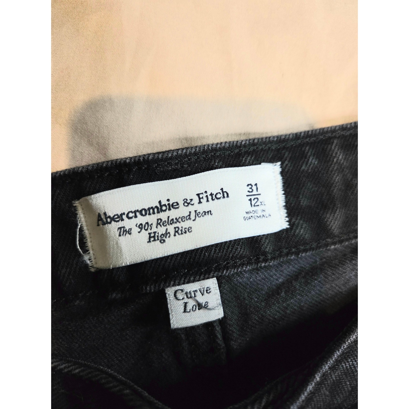NWT Abercrombie Curve Love High Rise ’90s Relaxed Jeans Black 31 / 12 XL