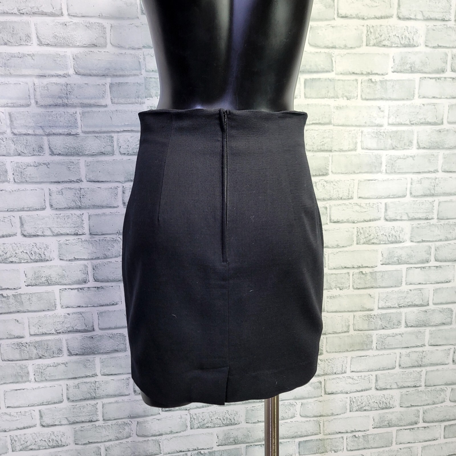Vintage 90s Moschery Size 6 Black Textured Knit Wool Blend Mini Pencil Skirt