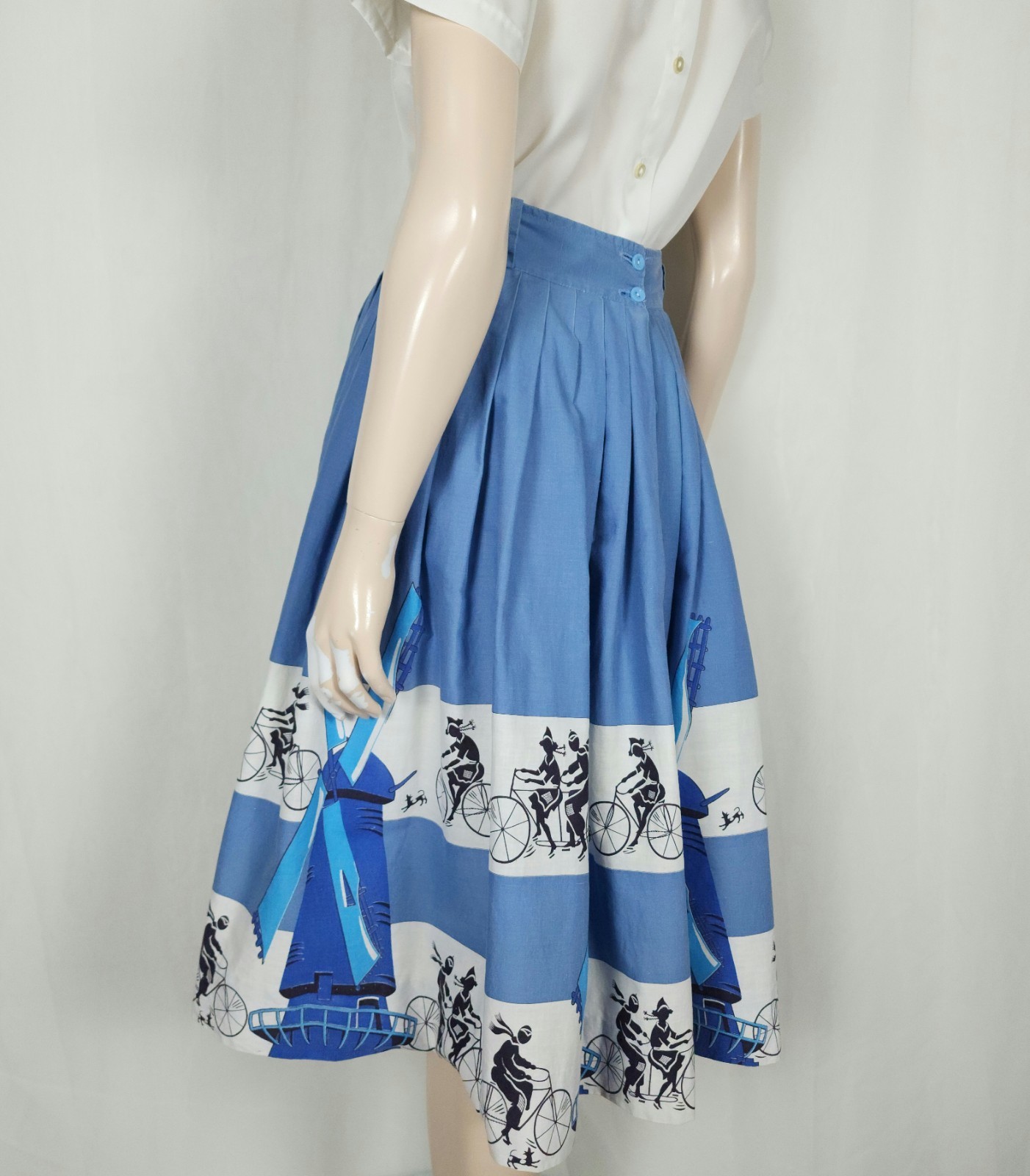 Vtg 1950s Holland windmill bicycle couple novelty print cotton skirt S