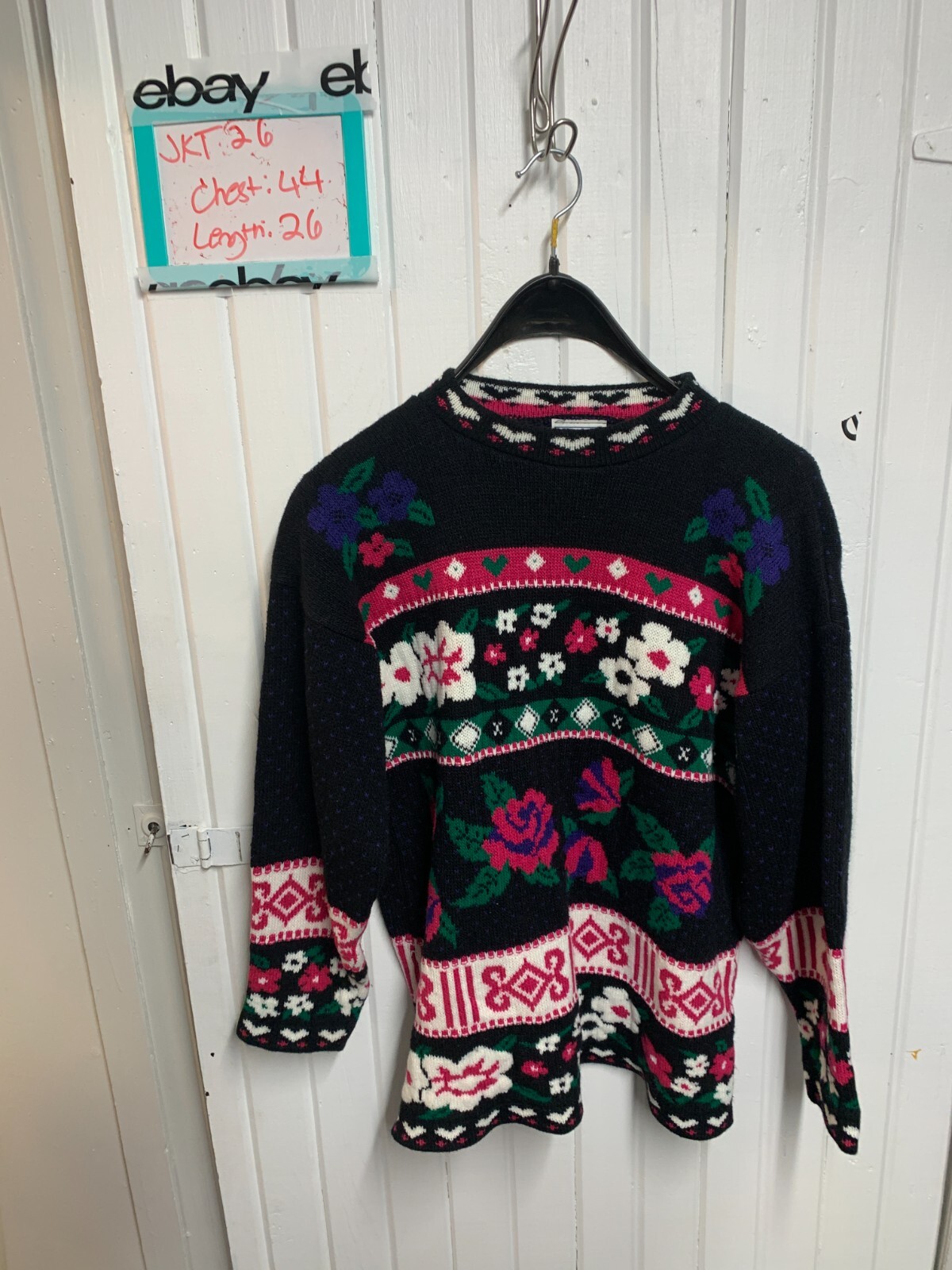 VTG 80s/90s Sycamore Floral Sweater CUTE Black Green Pink Purple Chest 44