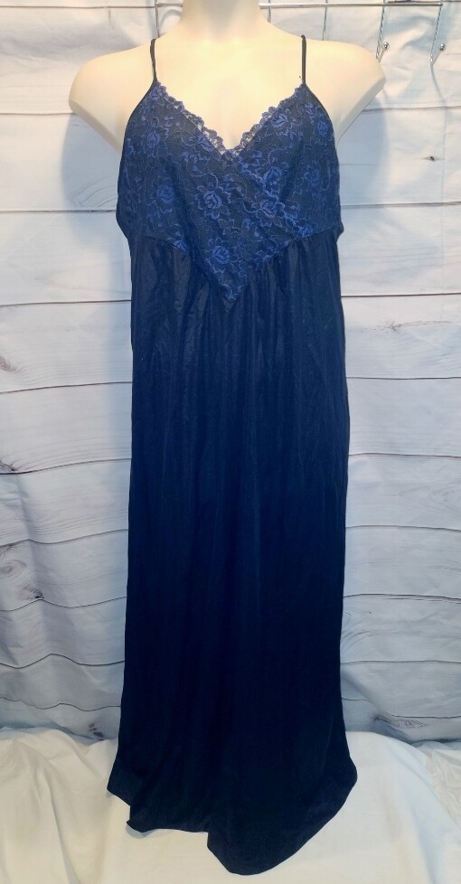 VTG Le Voy’s L Nylon Long Gown Blue Lace Nylon Negligee Black 40″B ~Fit like 1x