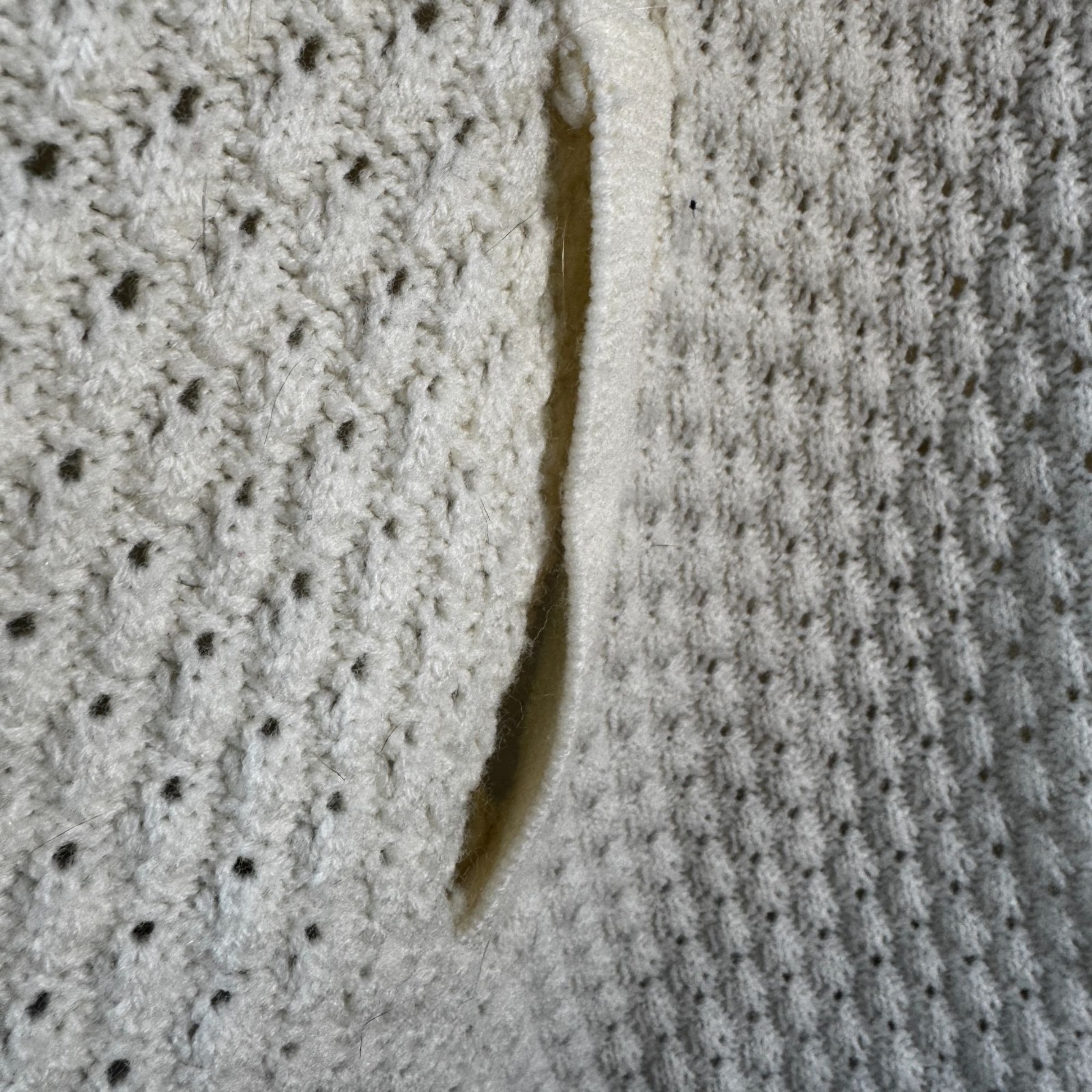 Vintage Billie Jo Sportswear Shawl Boho Hippie Hand Knit Crochet Poncho Pearl