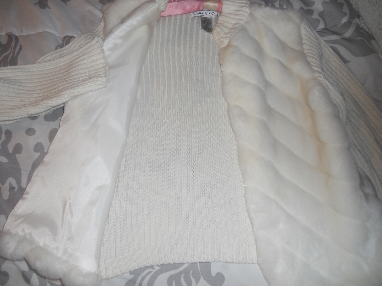 VTG white Womens Sweater faux fur zipper front by Spice of Life Size M