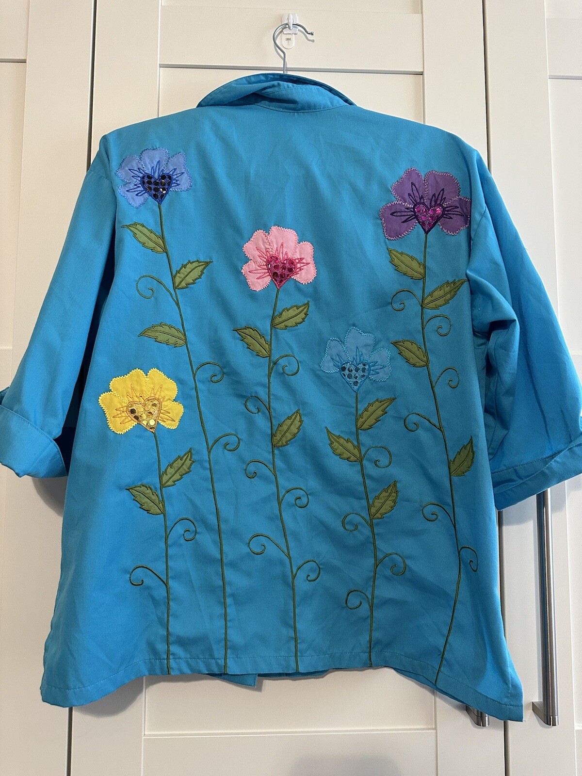 VTG Artsy CC Sportswear Blouse Button Up Womens M Embroidered Flowers Whimsical