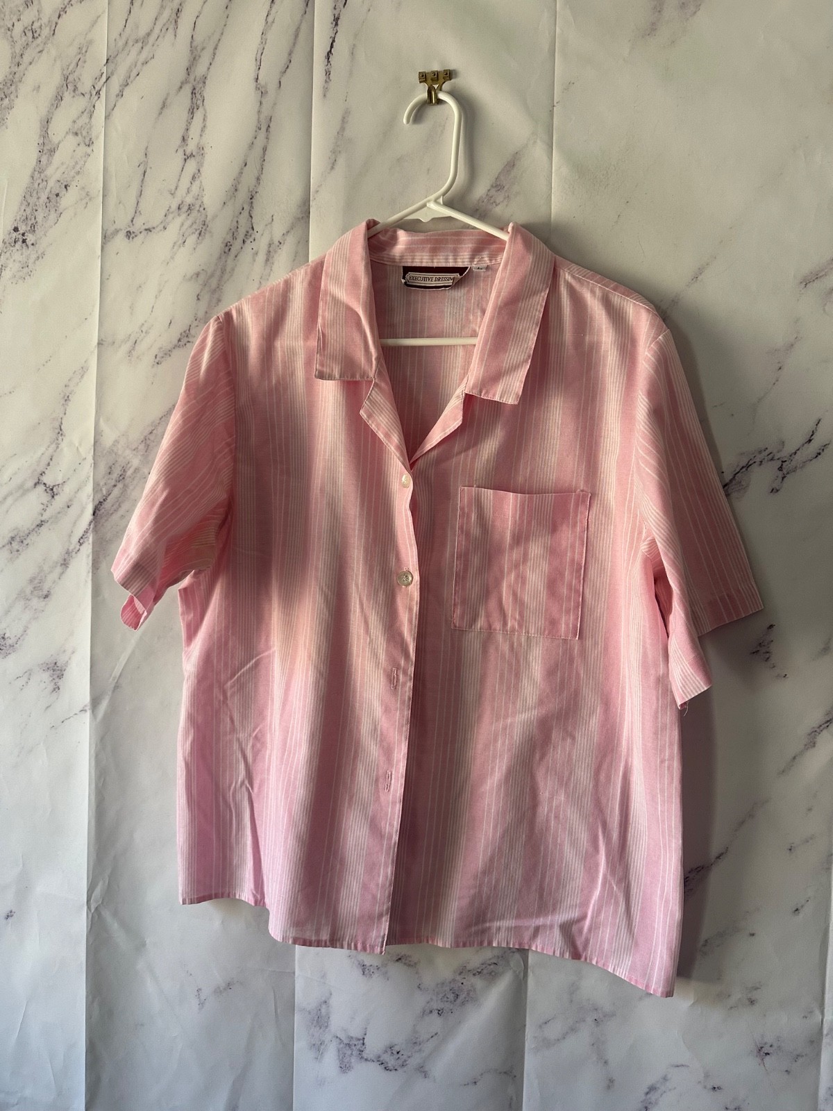VINTAGE EXECUTIVE DRESSING PINK STRIPED SHORT SLEEVE BUTTON UP SHIRT WOMEN LARGE