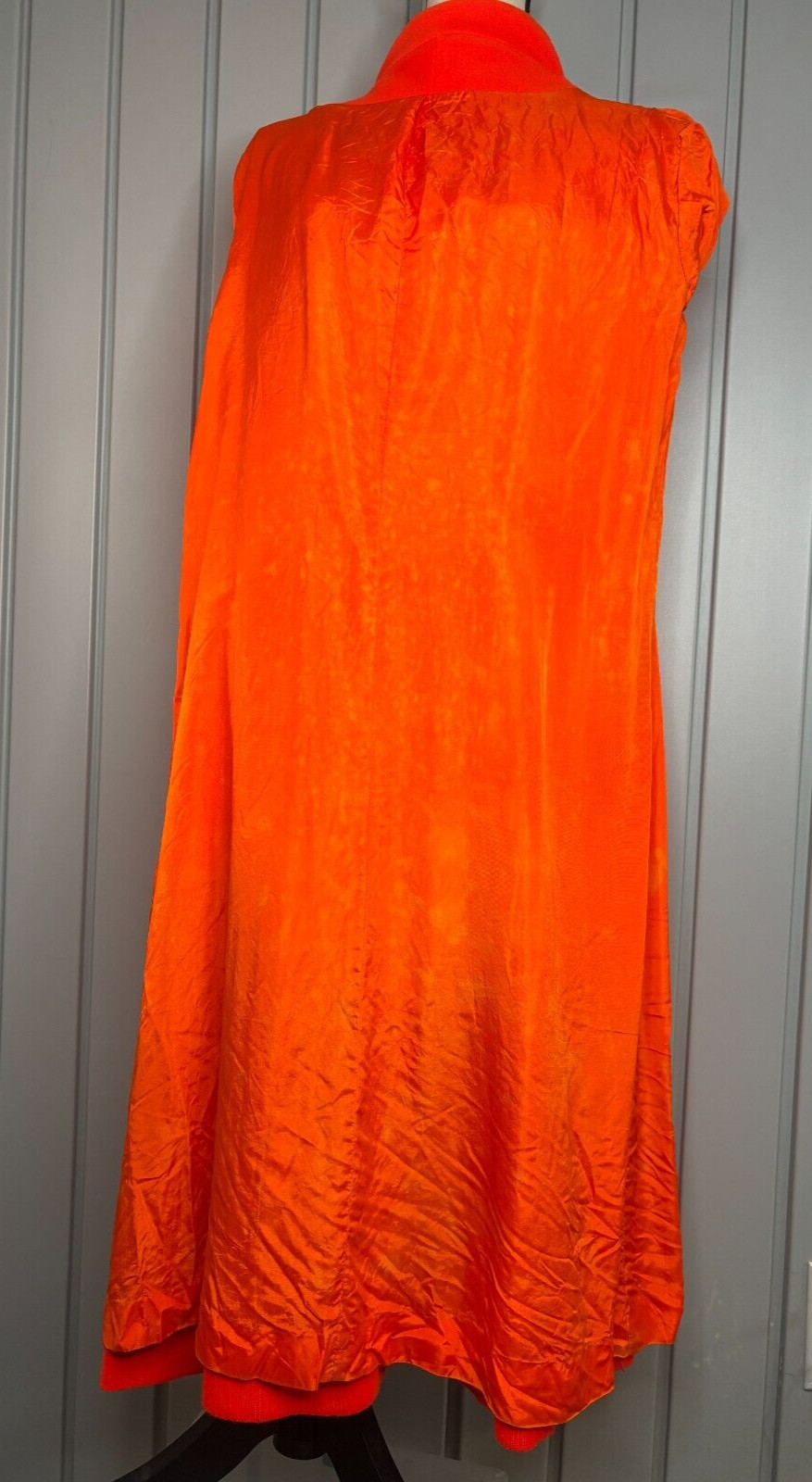 Vintage 1974-95 Womens Coat Size L-XL Orange Double Knit Buttons Tie Back Pleat