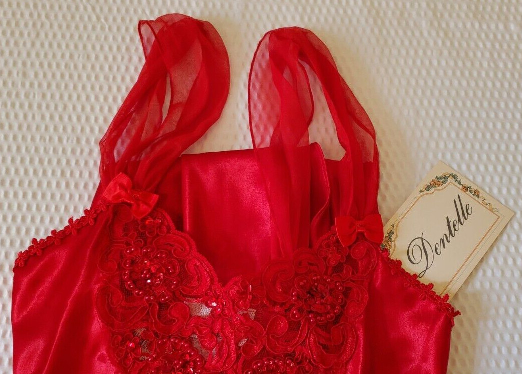 Vintage NWT Womens Sheer Satin Chemise Nightgown Red Estate Small