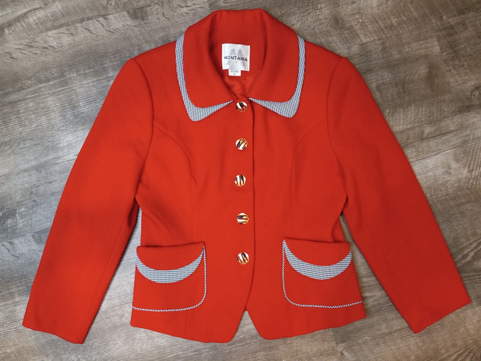 Vintage Montania Women’s Red Blazer Size Large Check Measurements