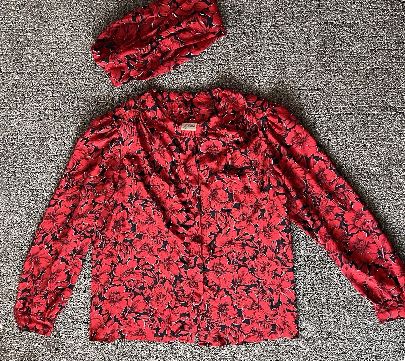 Vintage Pykettes Floral Blouse Size 18 Red Black Secretary Tie Collar 1970s