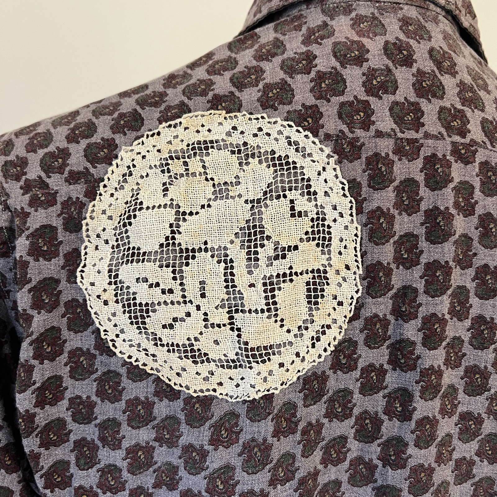Vintage 50s 60s McGregor Paisley Button-Down Shirt Small Purple Grey Long Sleeve