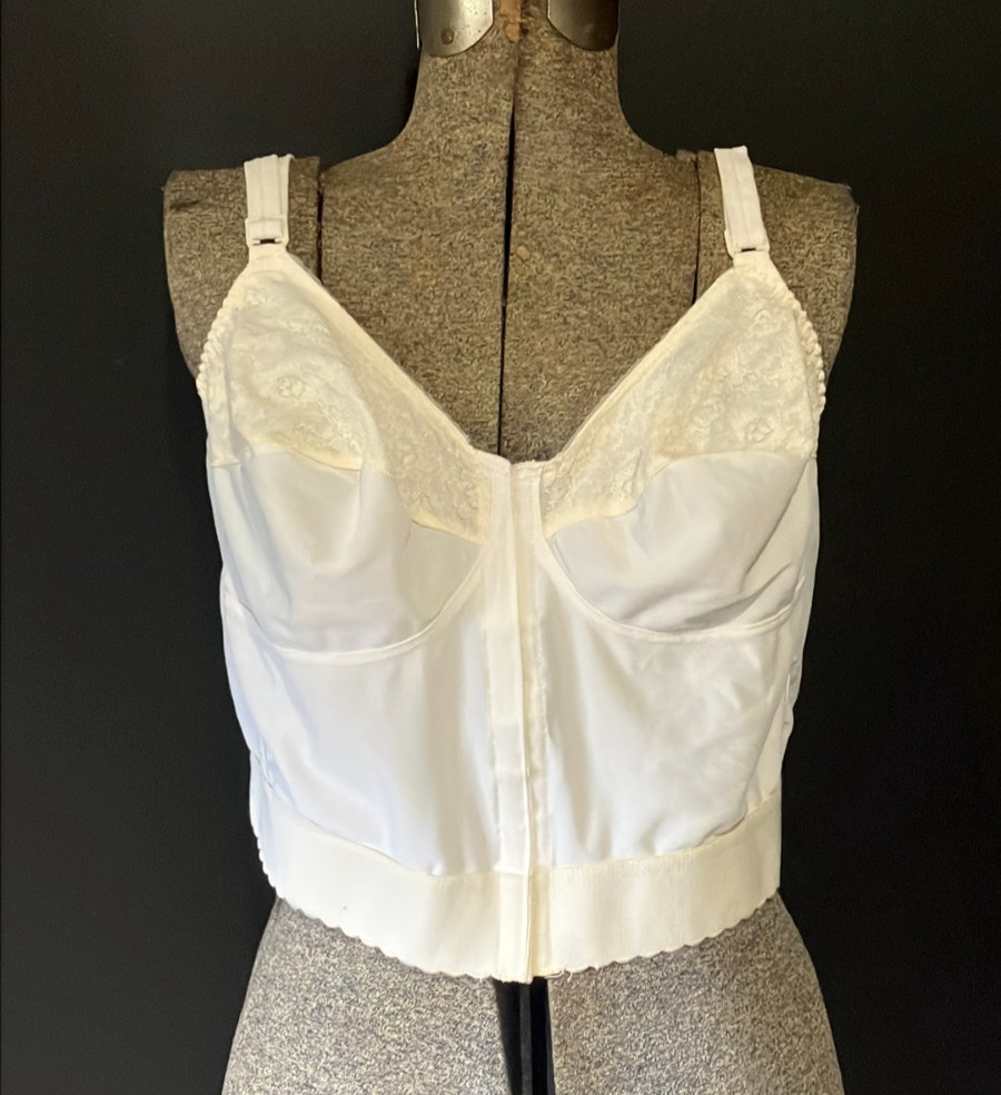 Vintage Bi-flex Unlined Longline Bra 44B Front-closure 1960s 70s