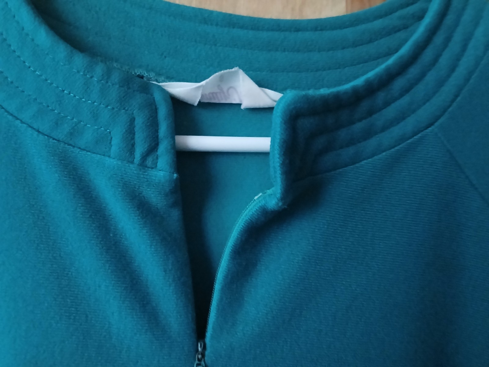 VINTAGE VANITY FAIR GREEN SHORT SLEEVE FLEECE POCKETS SIZE SMALL HALF ZIP UP