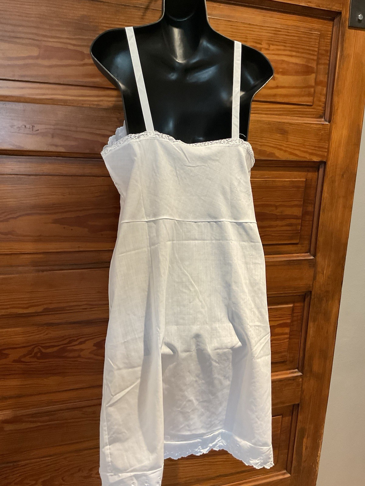 Vintage Loomcraft Lace Embroidered White Full Slip 38