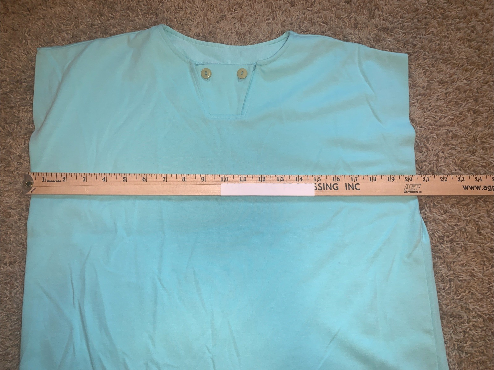 Terry Chicago vintage 70s blouse Sz Med light blue Button accents USA 1584