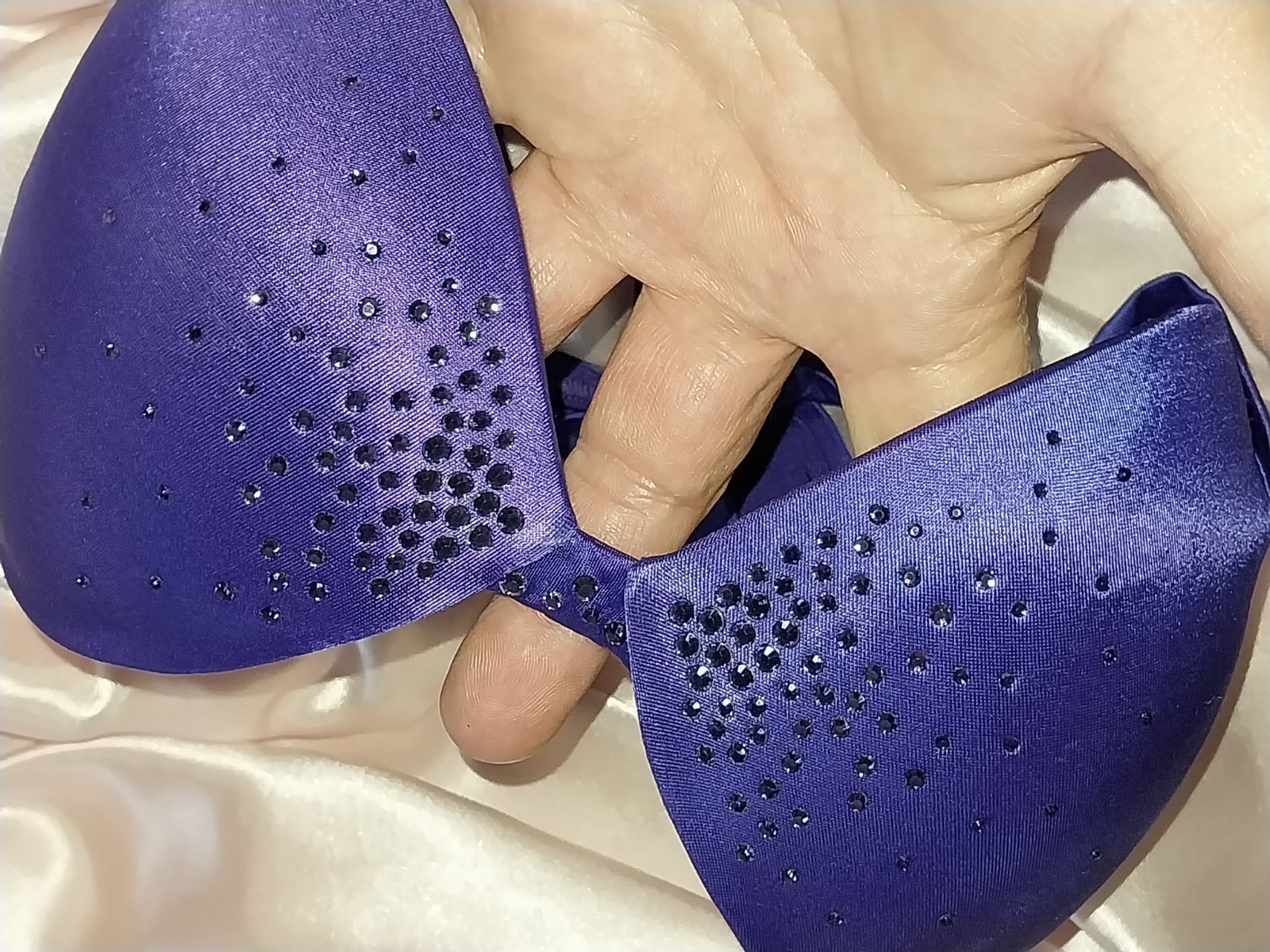 Victoria’s Secret RHINESTONES Very Sexy SHINY Push up PLUNGE BRA 32B Purple Y2K