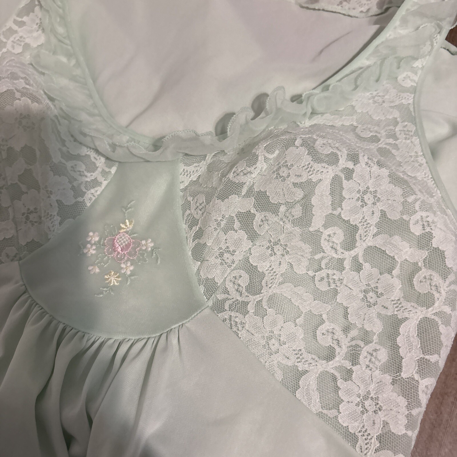 VTG 60’s Pale Green Lingerie Nightgown Long Lace Detail Size Small