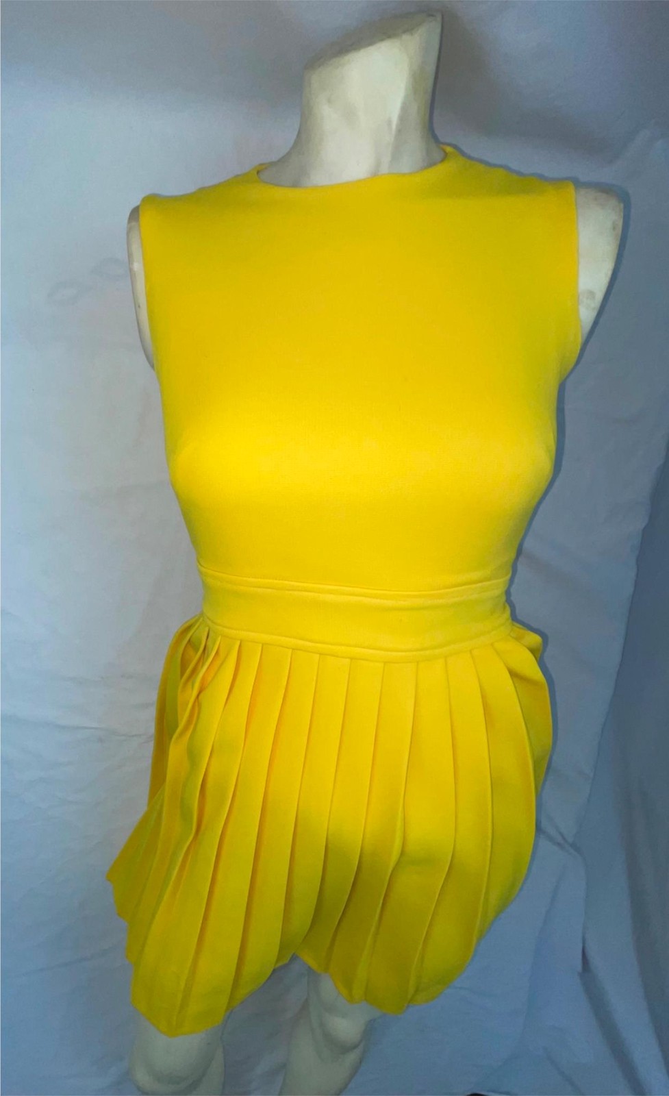 VTG 60s 70 WOMENS S POLYESTER ACCORDIAN PLEATED DISCO RETRO GOGO SLEVELESS DRESS