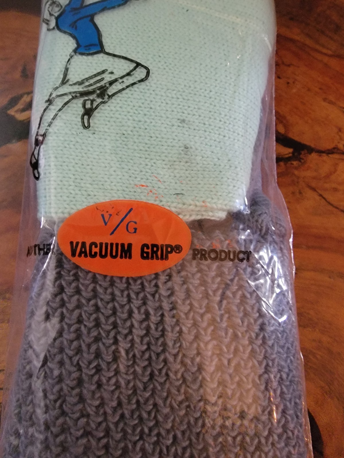 VTG Sofpuff NEW 2 Pair Socks Crew Sz 9 10 11 Vacuum Grip Slouch