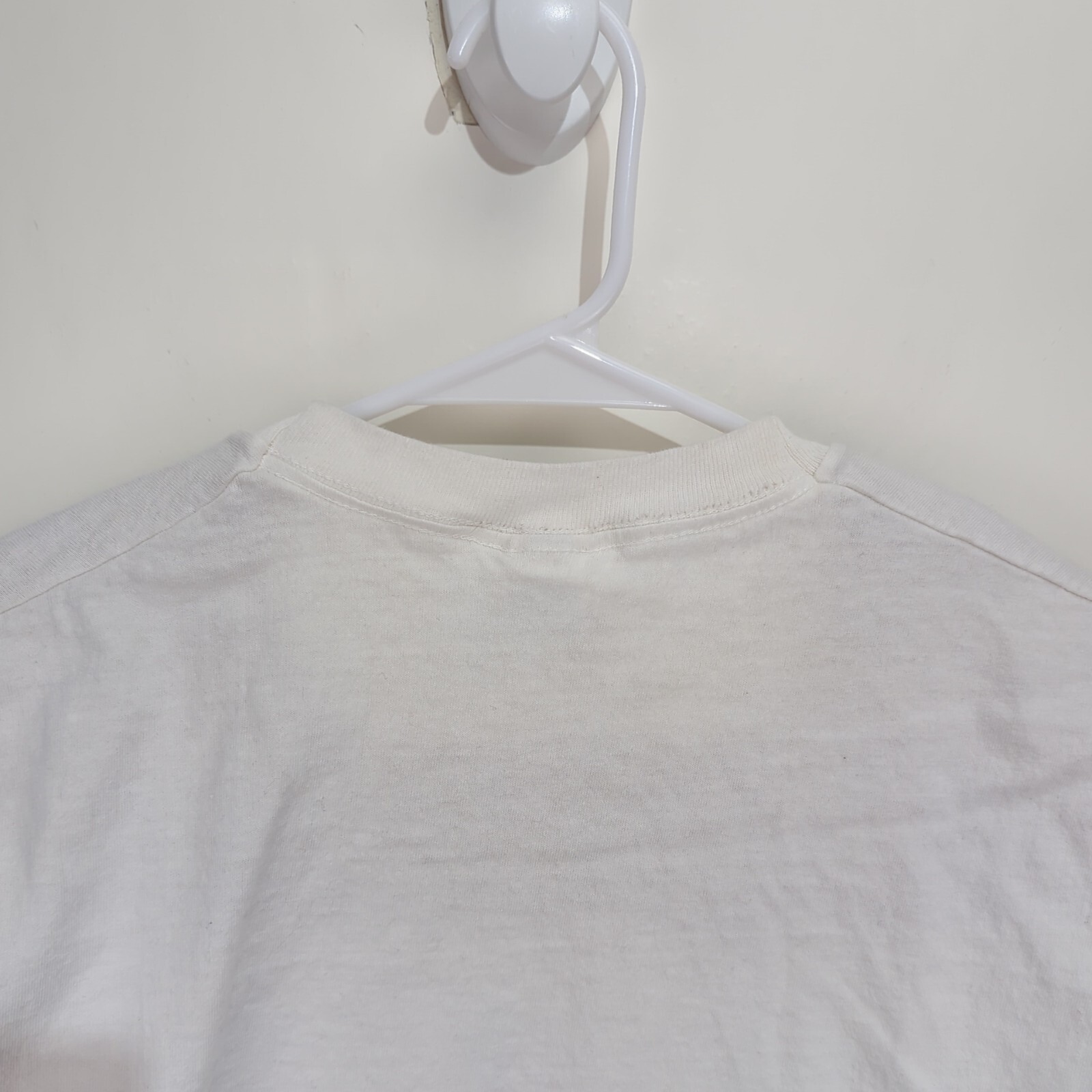 Vintage Floral Art Tee T Shirt Large Bird Pastel White Big Print Sloppy Joes