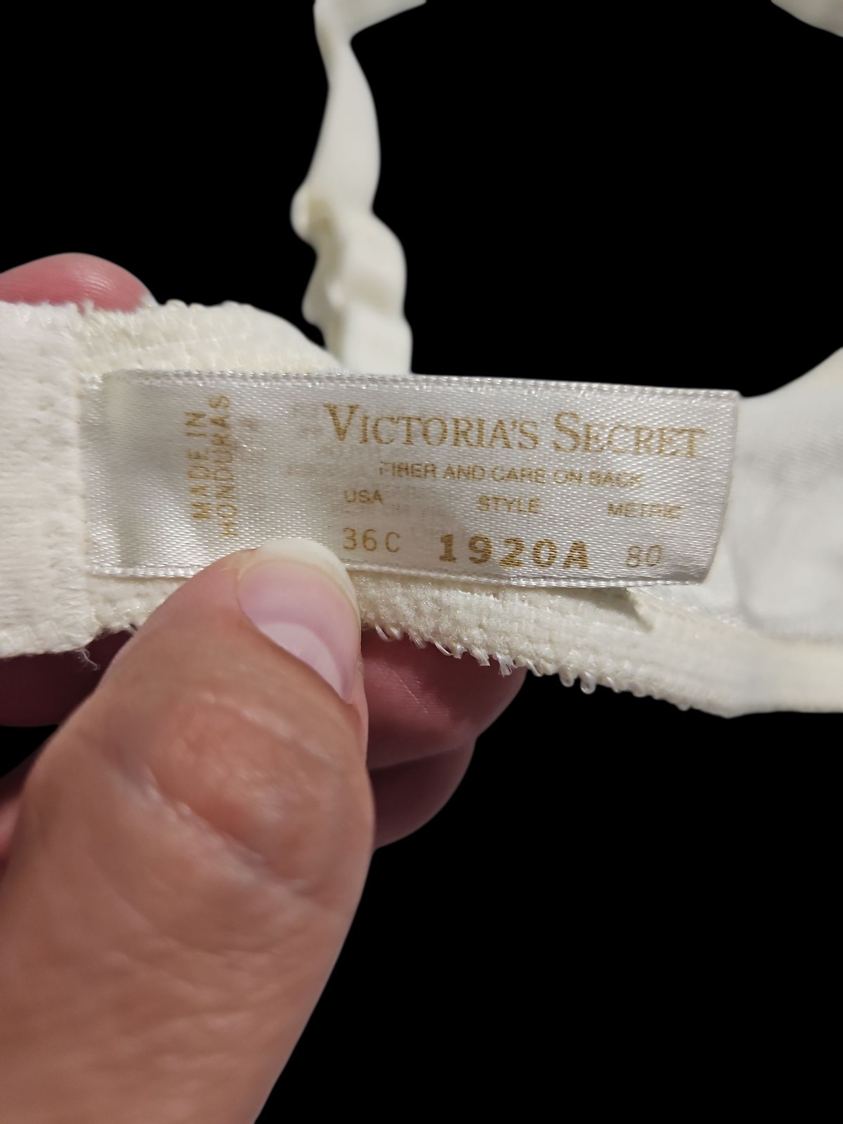 VTG 90s Victorias Secret Gold Label Romantic Lace Ivory Underwire Bra 1920A 36C