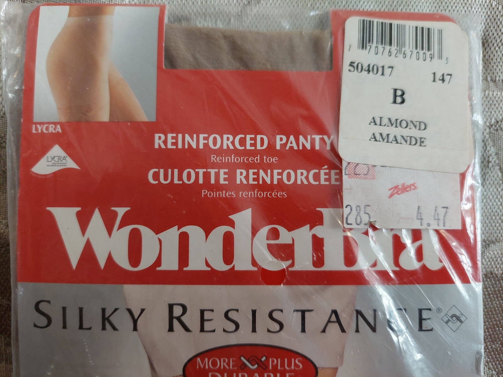 Vintage Pantyhose Wonderbra Silky Resistance Color Almond size B BAMA2