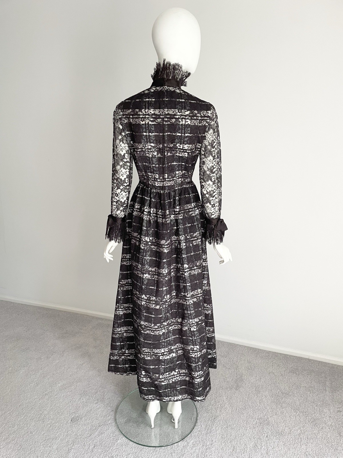 Geoffrey Beene Fall 1972 Vintage Brown Purple Lace Taffeta Maxi Gown Ruffle
