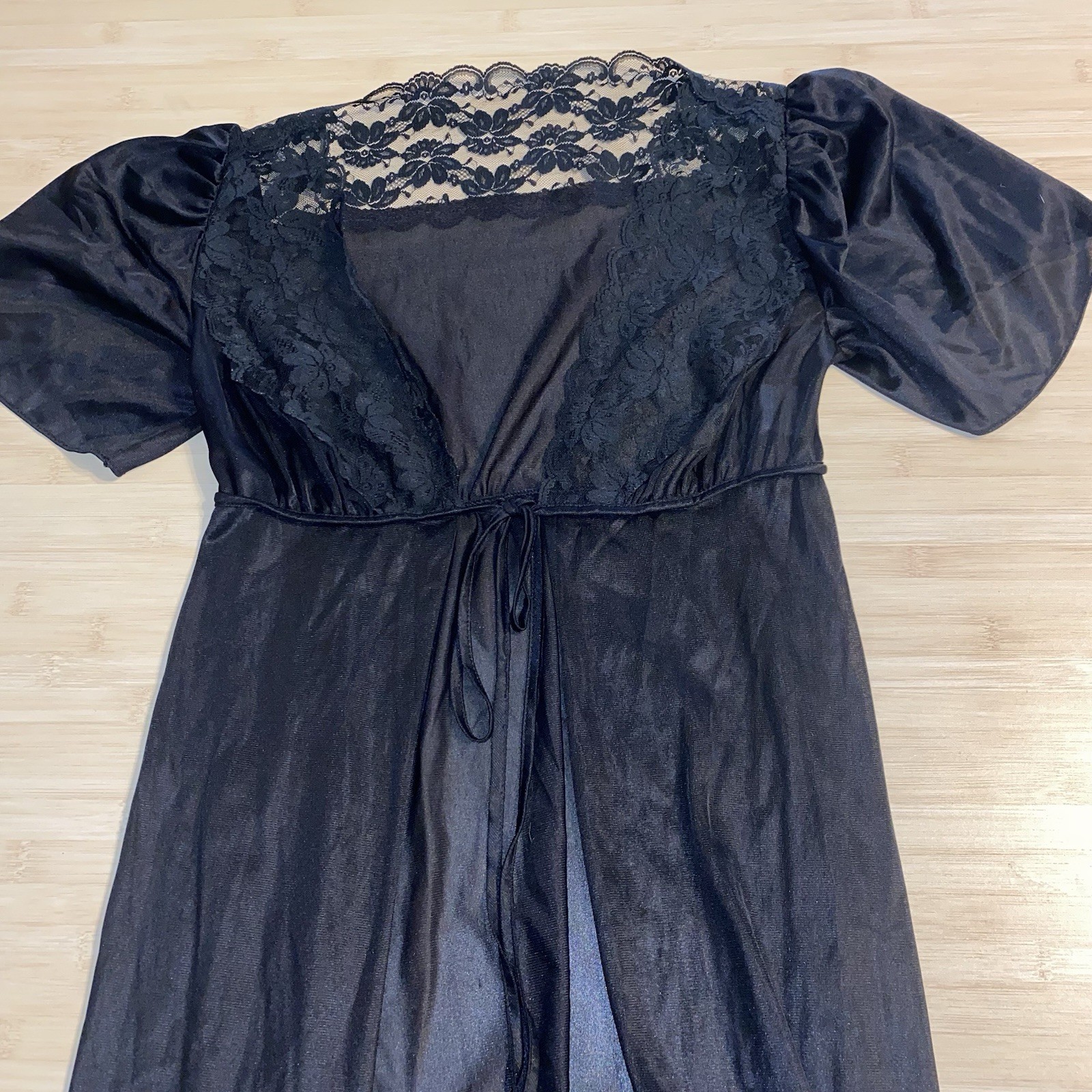 Vintage Lace Robe Long ILGWU Sheer Floral Half Sleeve Womens Medium Black Boho