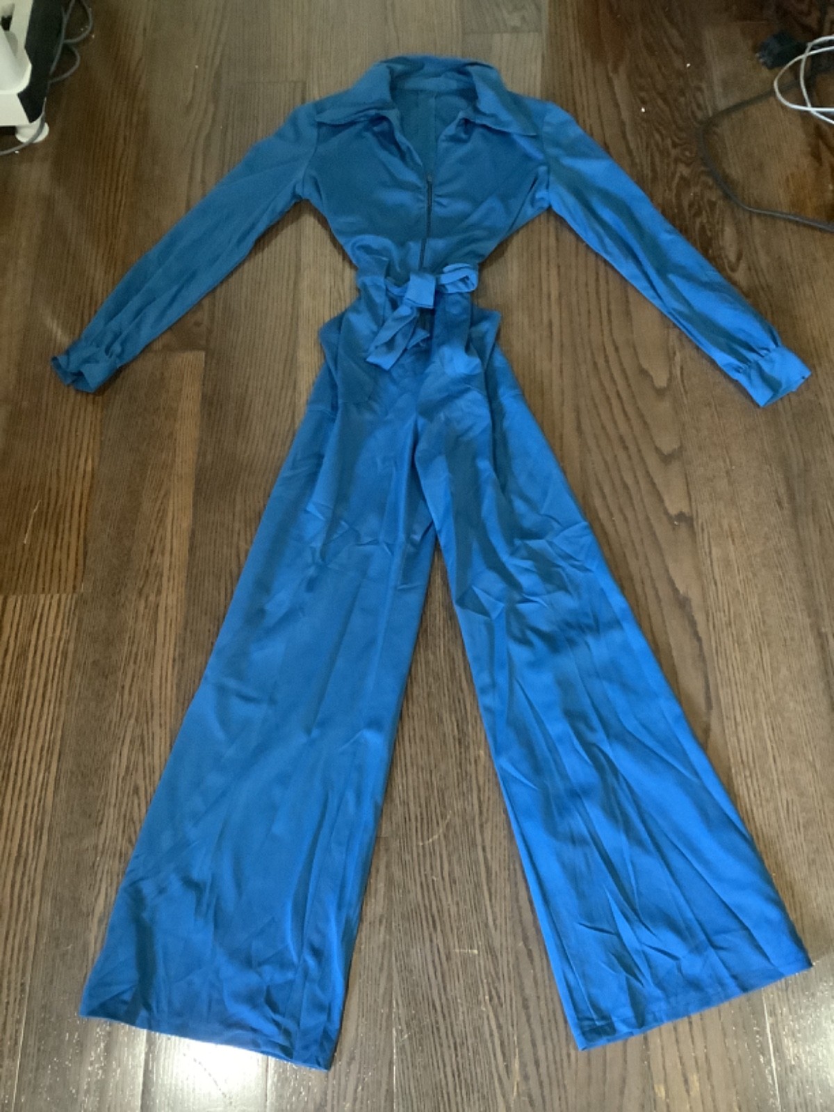 vintage 70s Teal wide label collar zip up front bell bottom pant suit jump suit