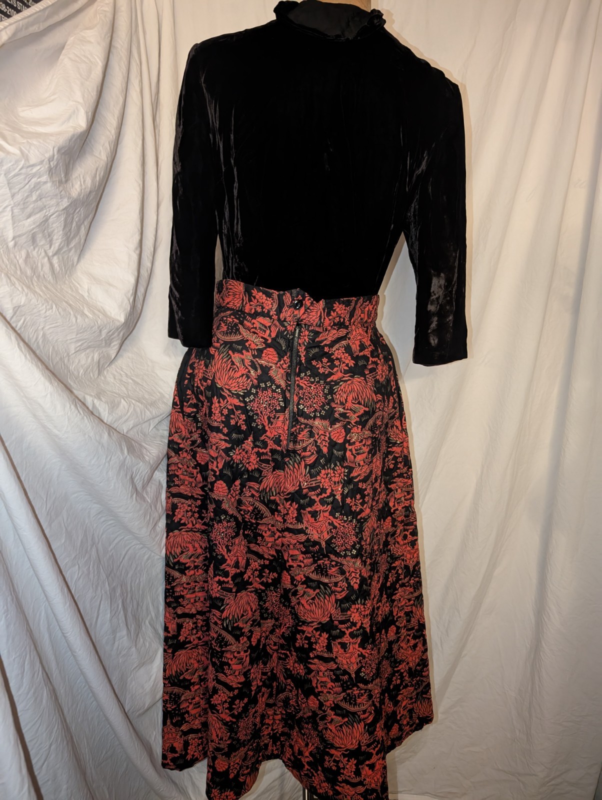 Vtg 50s Red & Black Skirt By Hobbies for Lorch of Dallas & 40s Velvet Top S/M