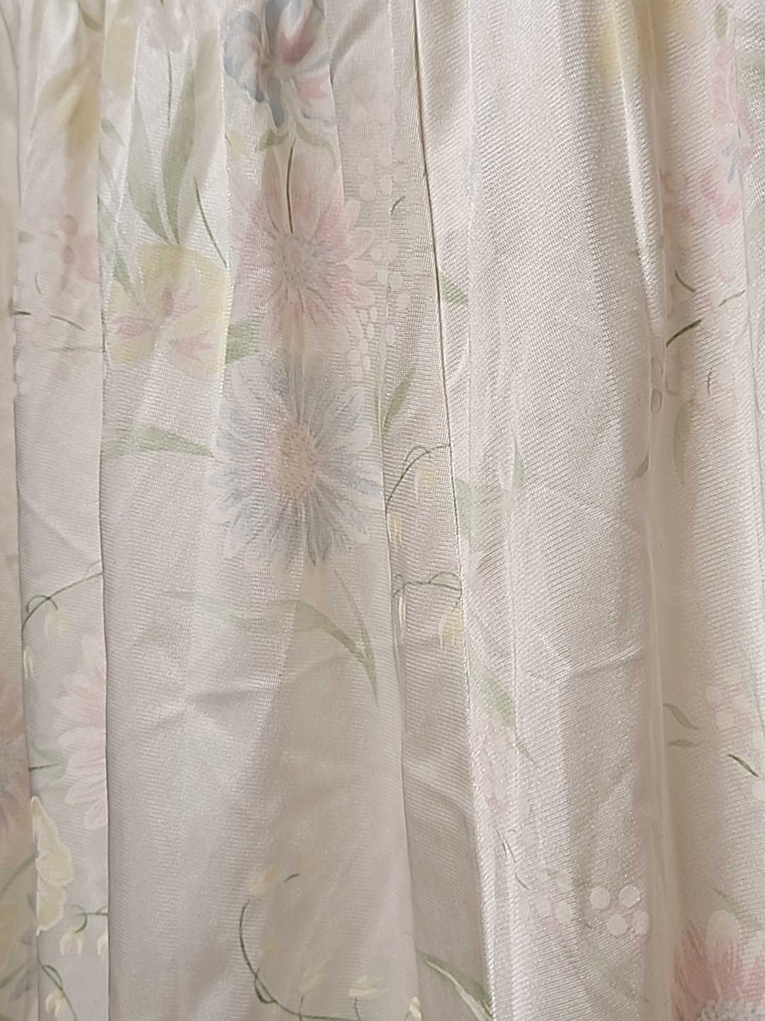 Sz M Vintage HENSON KICKERNICK Half Slip Slit/Bow Antron BLUSH BEIGE FLORAL