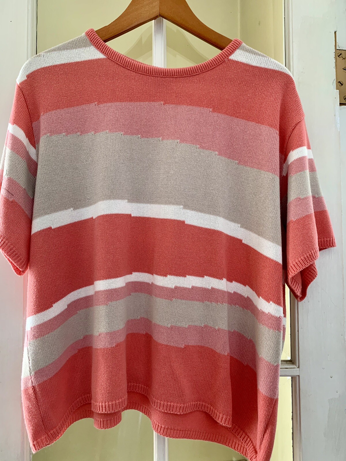 Vintage Company Collection 1X Womens Knit Assymetrical Stripes Melon Corals