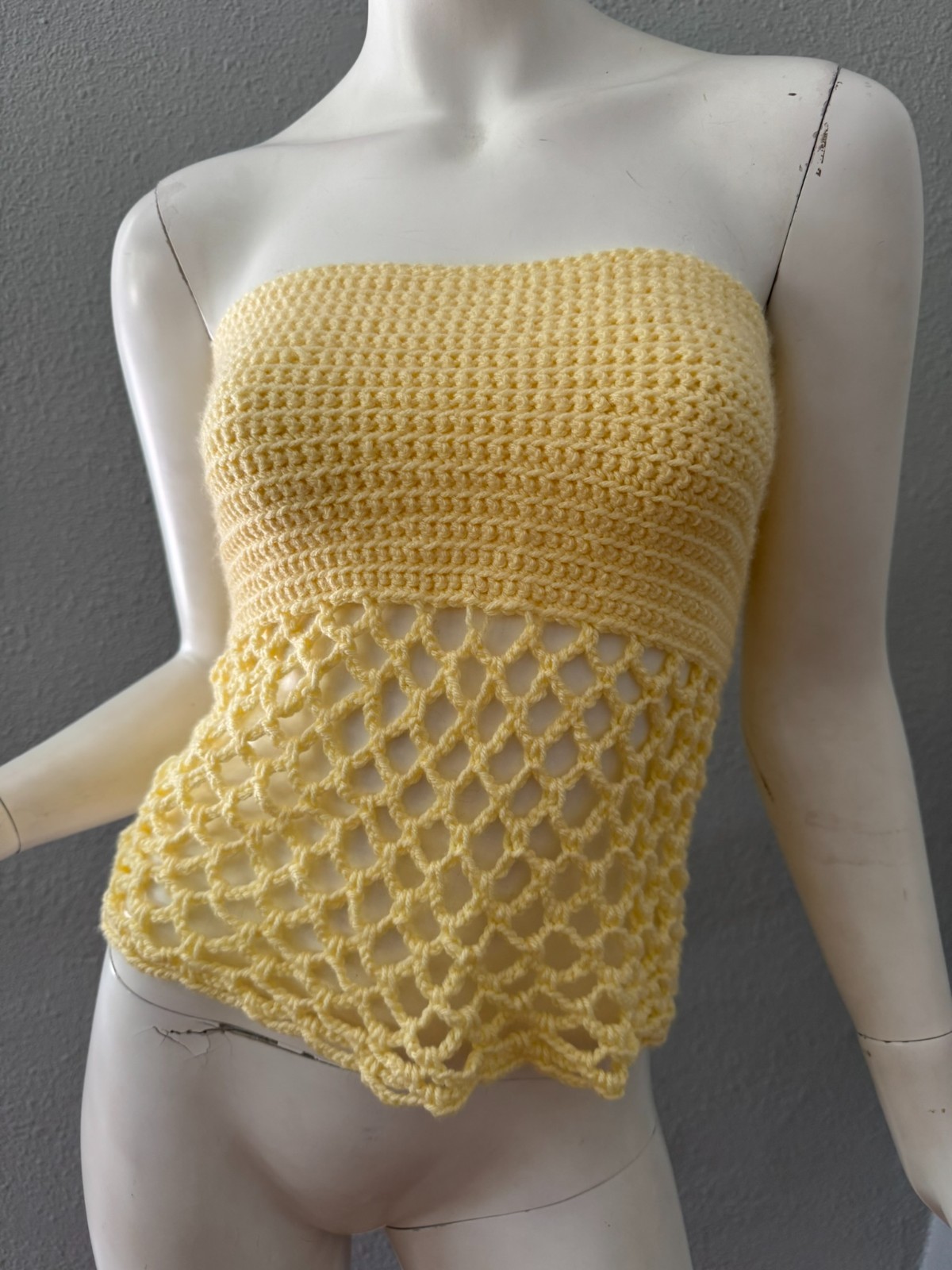 Vintage 70s Yellow Strapless HAND KNIT Hippie Tube Top Blouse XS/S