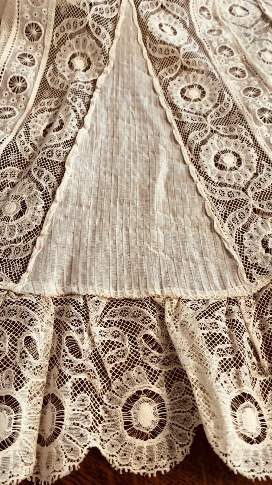 Edwardian White Cotton Petticoat Spider Medallion Brussels Lace Eyelet Ladders
