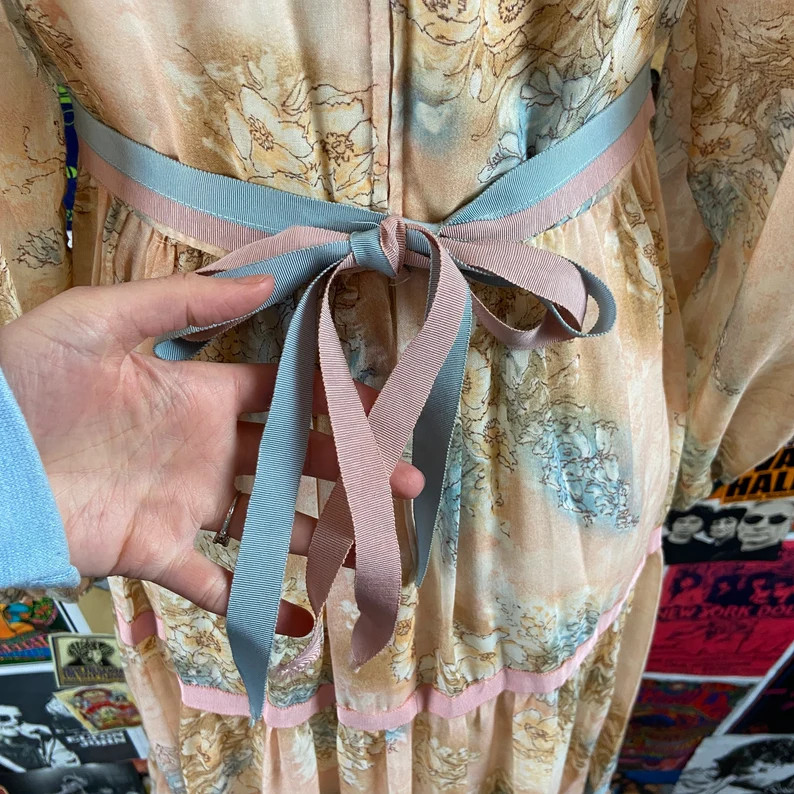 Vtg 70s Peach Pastel Ribbon Floral Spring Long Sheer Sleeve Maxi Dress Womens XS