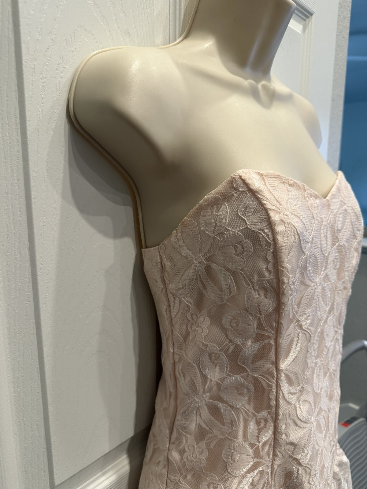 Vintage FLIRTATIONS 80s Prom Party Dress Pink Lace Ruffle Strapless S Alfred Ang