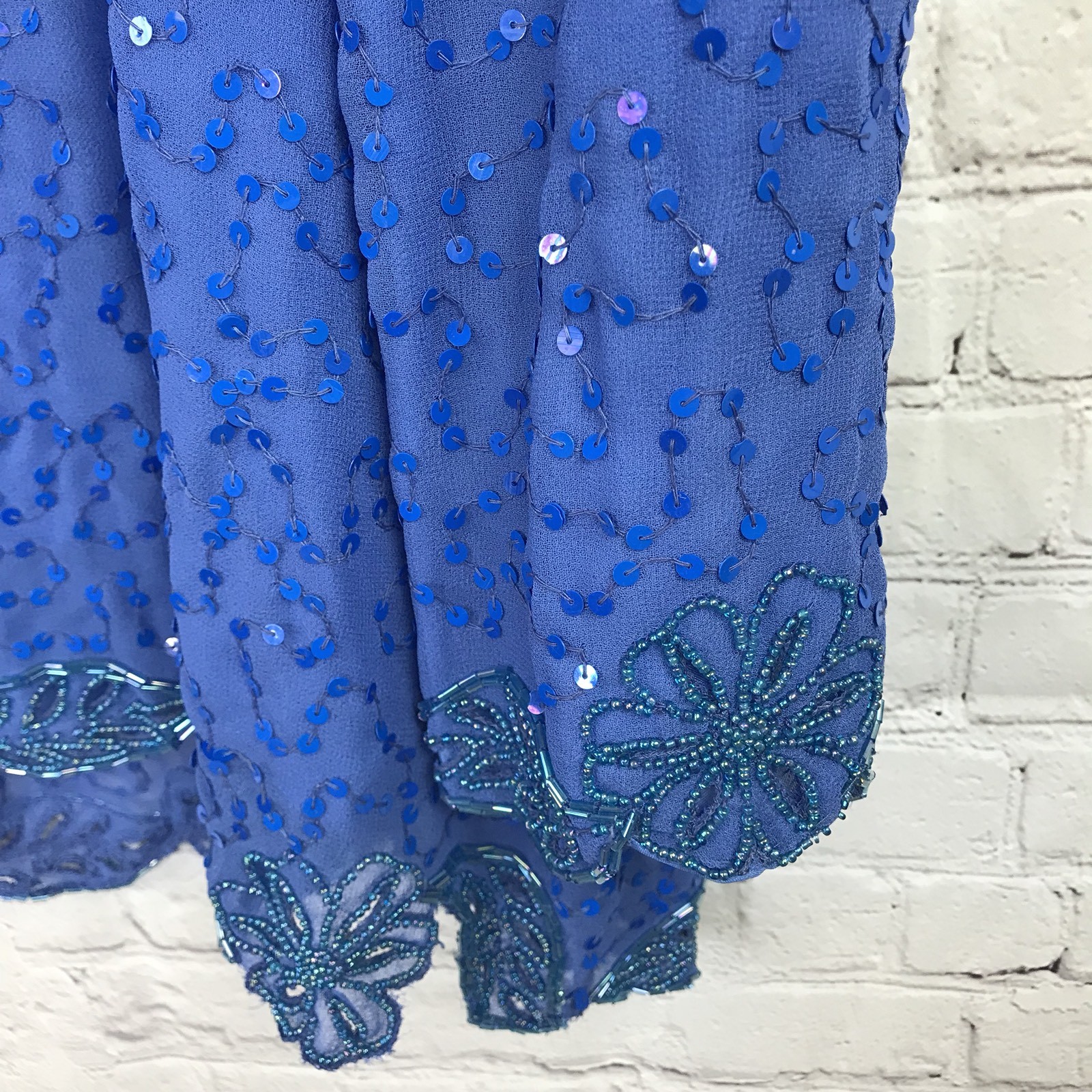 Amoureuse Womens Periwinkle Blue 2 piece Skirt Suit Beaded Sequins Top Party NWT