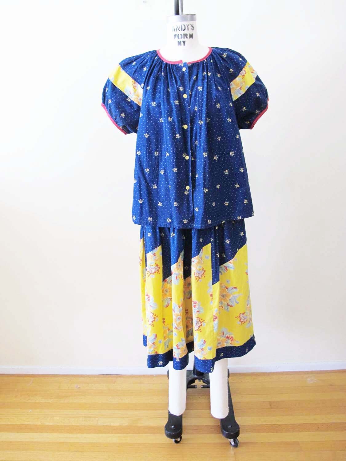 Vintage Anastasia Paris 2 Piece Peasant Blouse Skirt Set S – 80s Blue Yellow