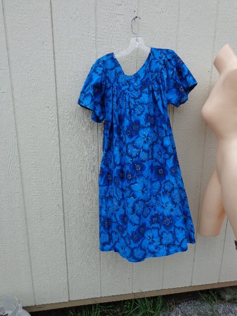 Nos Hawaiian 1960’s Cotton Muu Muu Lounging Summer House Dress Charmode Blue Gld