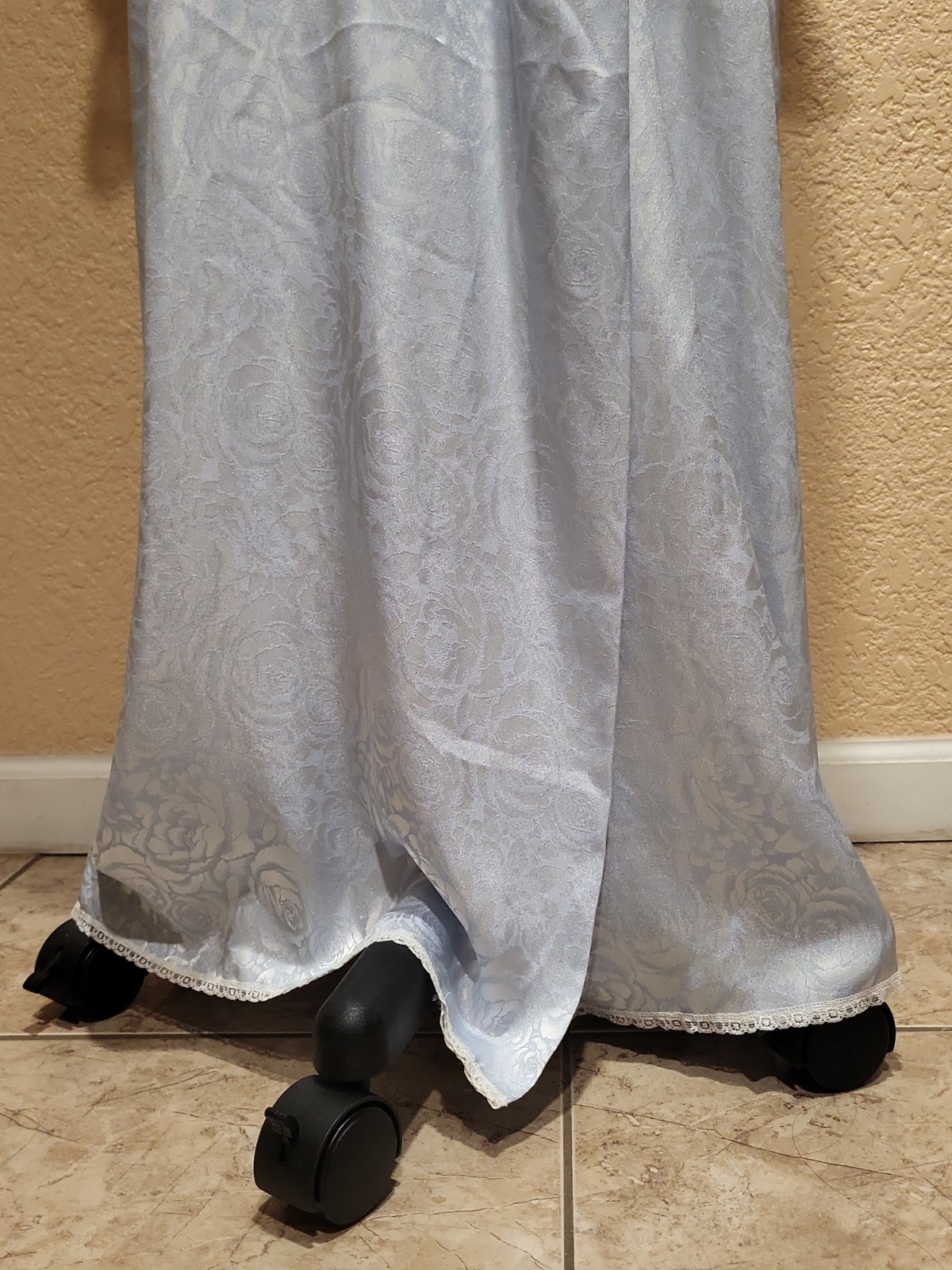 Vintage Christian Dior Paris New York Satin Night Robe Lace Collar Powder Blue