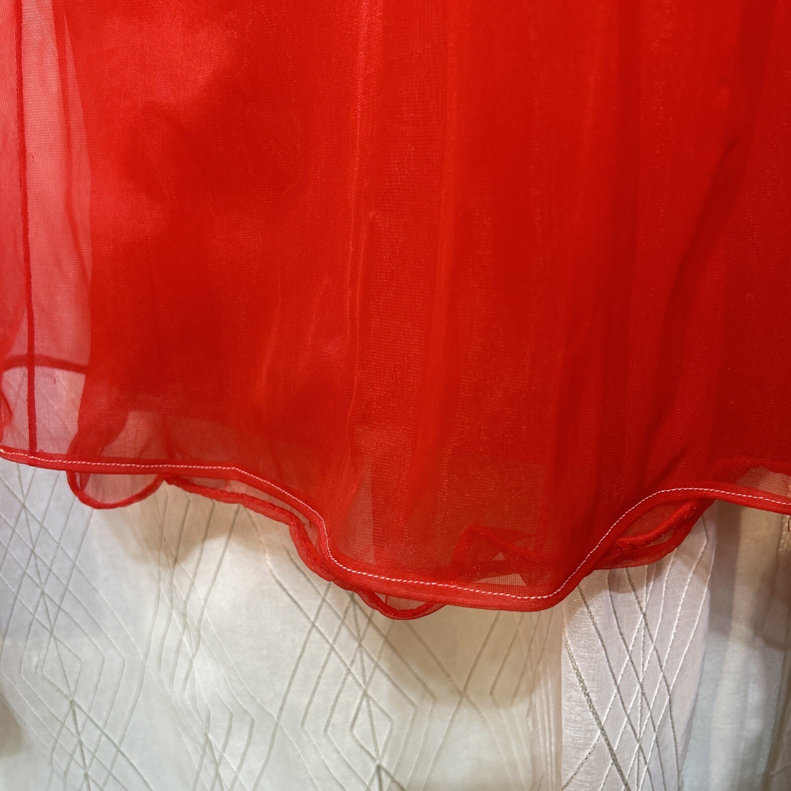 VTG 36 S M Peignoir Sunset Red NIGHTGOWN Lace Nylon LINGERIE Negligee Chiffon